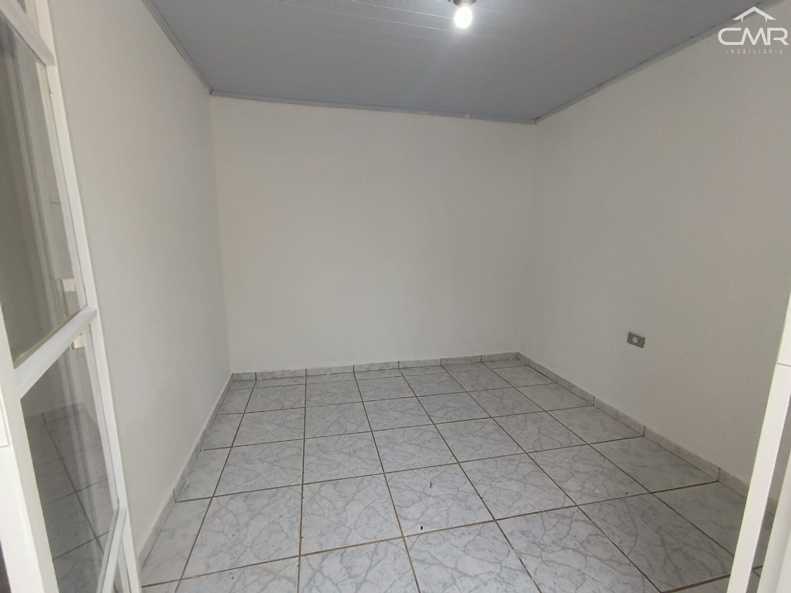 Casa à venda com 5 quartos, 190m² - Foto 32