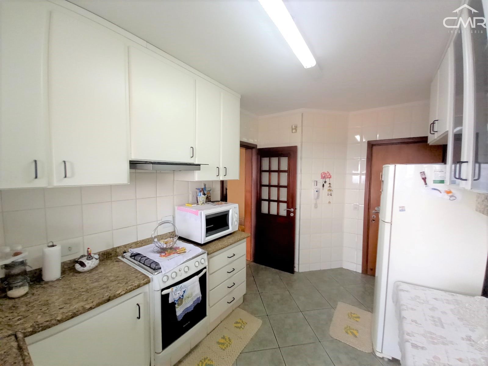 Apartamento à venda com 3 quartos, 124m² - Foto 23