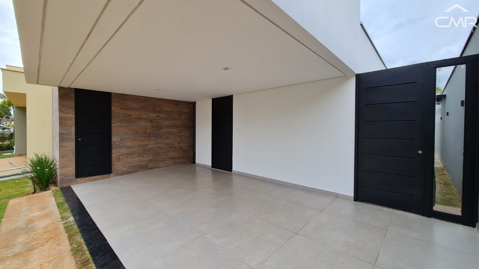 Casa de Condomínio à venda com 3 quartos, 215m² - Foto 3