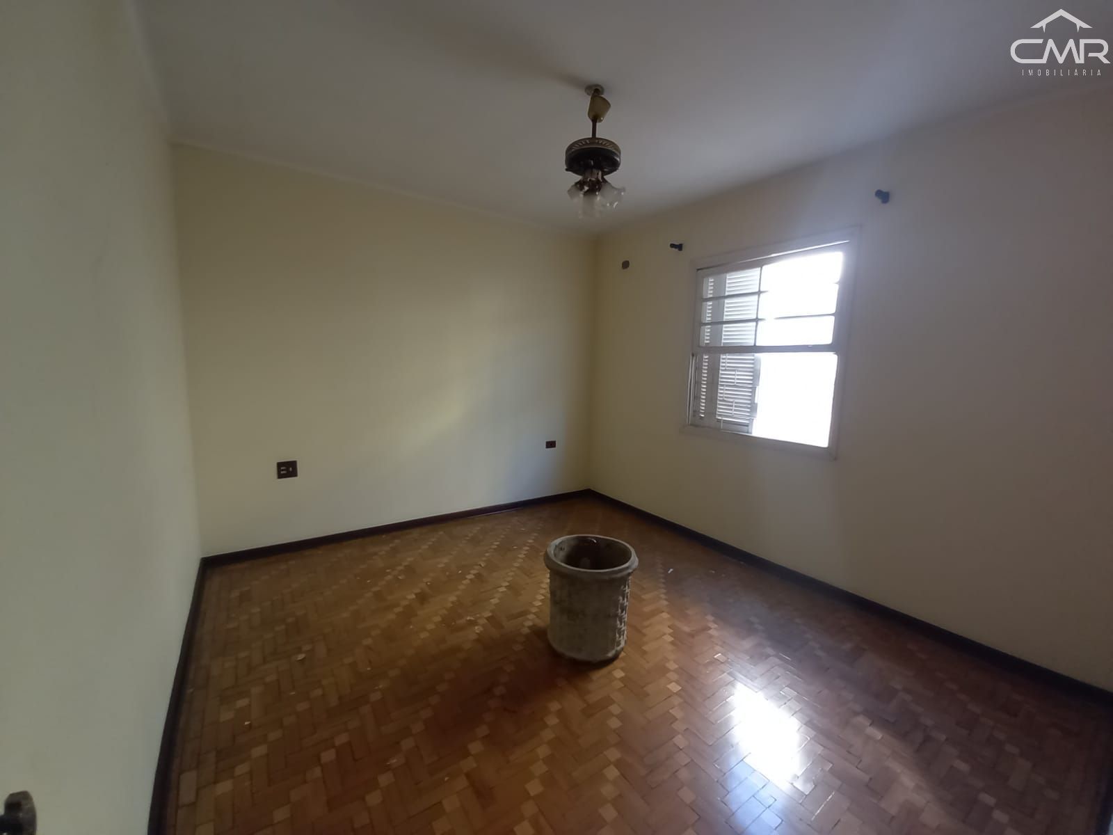 Casa à venda com 3 quartos, 272m² - Foto 12