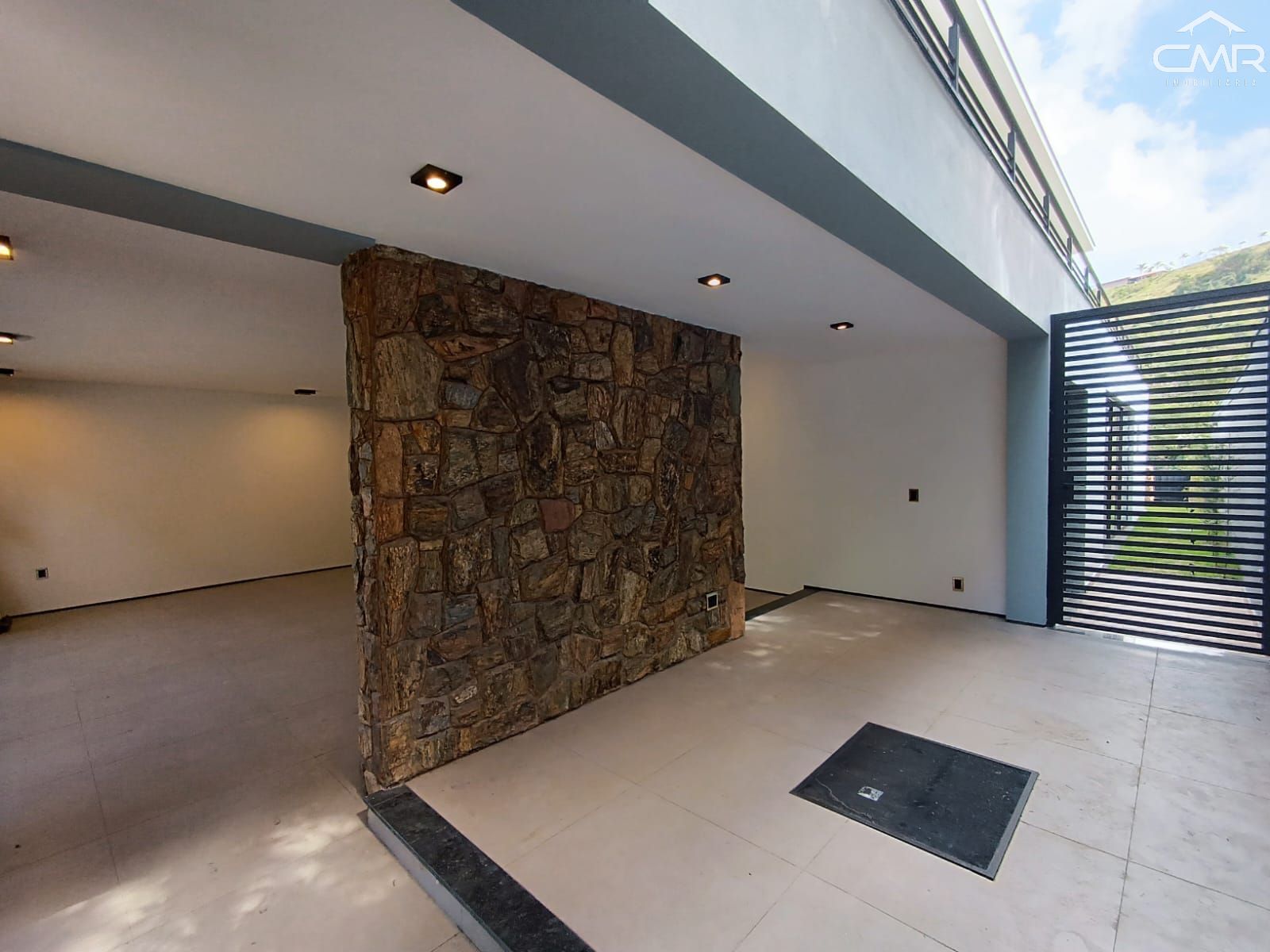 Casa à venda com 2 quartos, 255m² - Foto 3