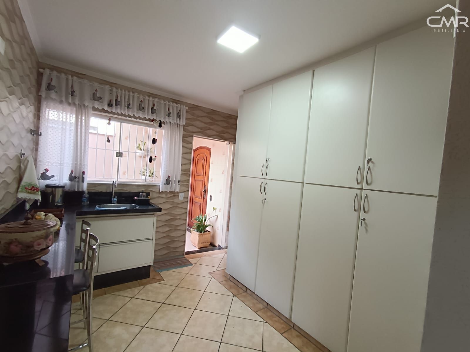 Casa, 3 quartos, 233 m² - Foto 10