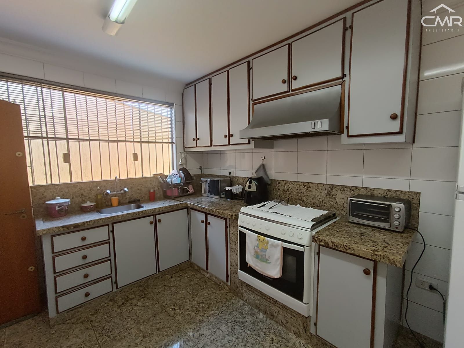 Casa à venda com 3 quartos, 280m² - Foto 14