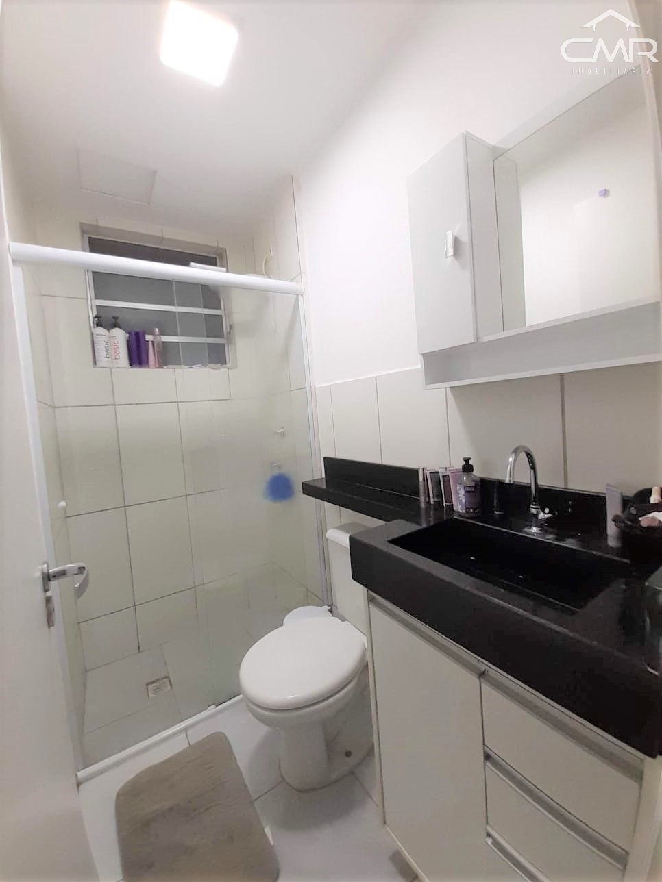 Apartamento com 2 Dormitórios à venda, 55 m² por R$ 180.000,00 Apartamento com 2 Dormitórios à venda, 55 m² por R$ 180.000,00