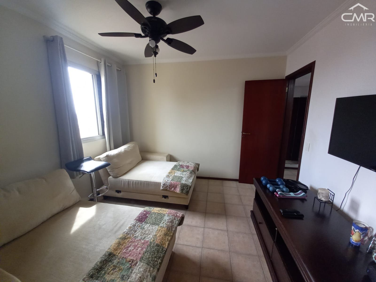 Apartamento à venda com 3 quartos, 87m² - Foto 6