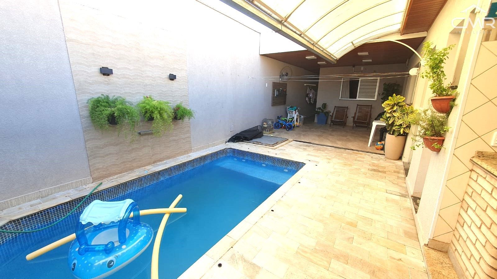 Casa de Condomínio à venda com 3 quartos, 159m² - Foto 3