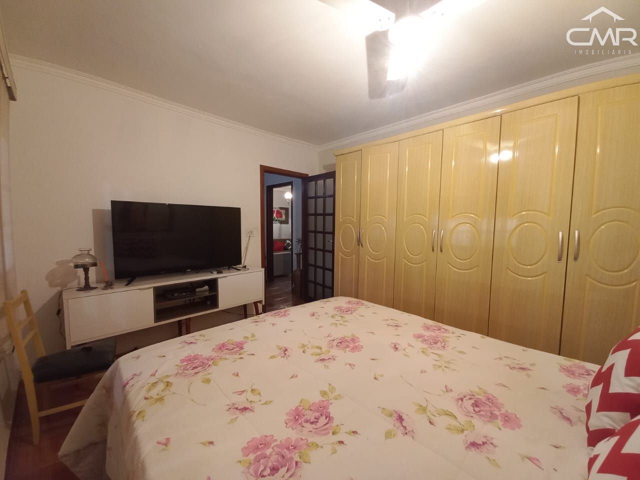 Casa à venda com 3 quartos, 158m² - Foto 11