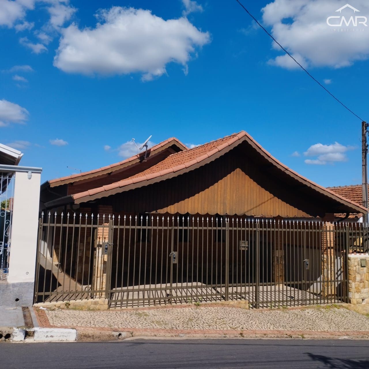 Casa  venda  no Centro - So Pedro, SP. Imveis