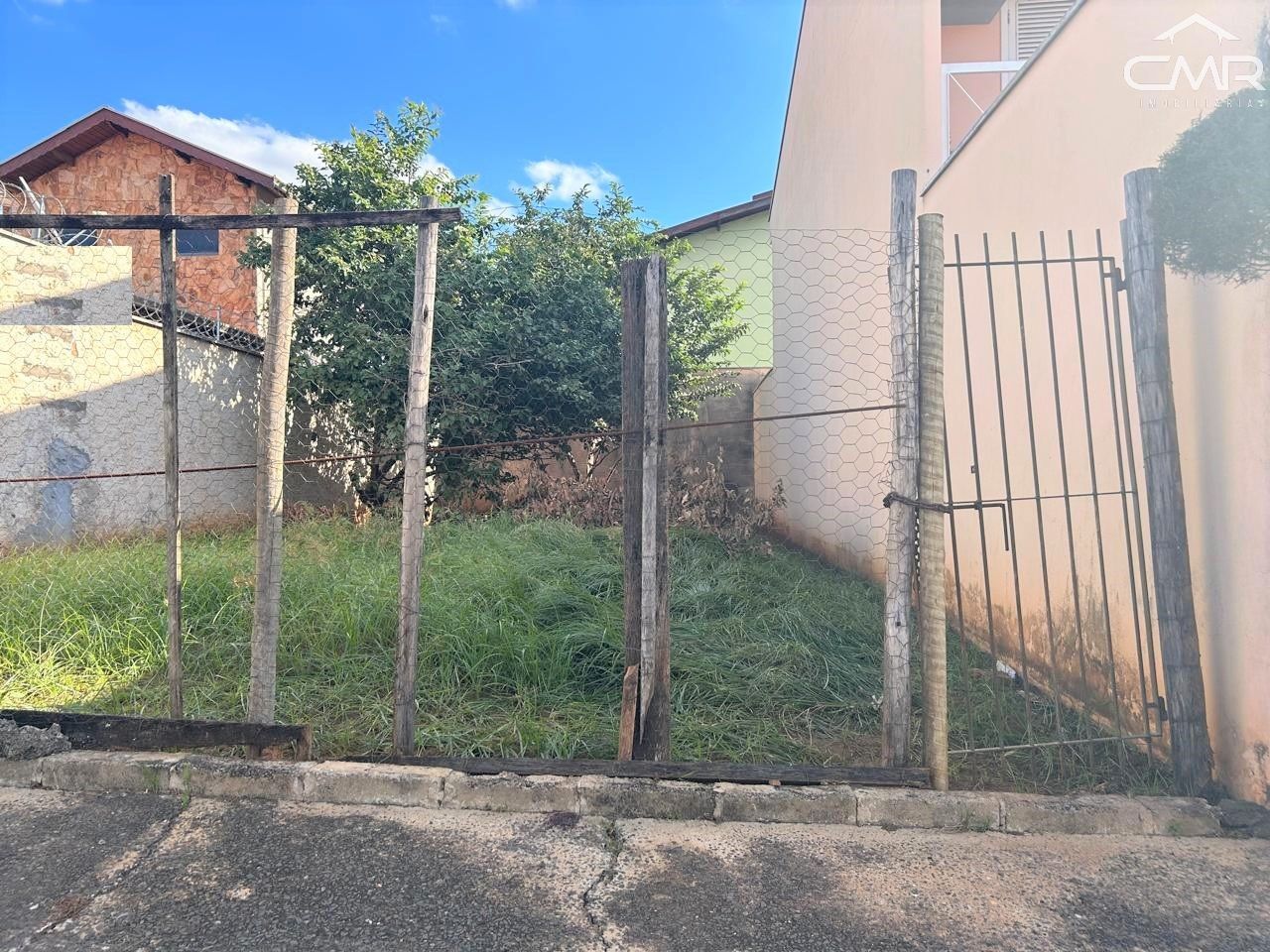 Terreno à venda, 150m² - Foto 1