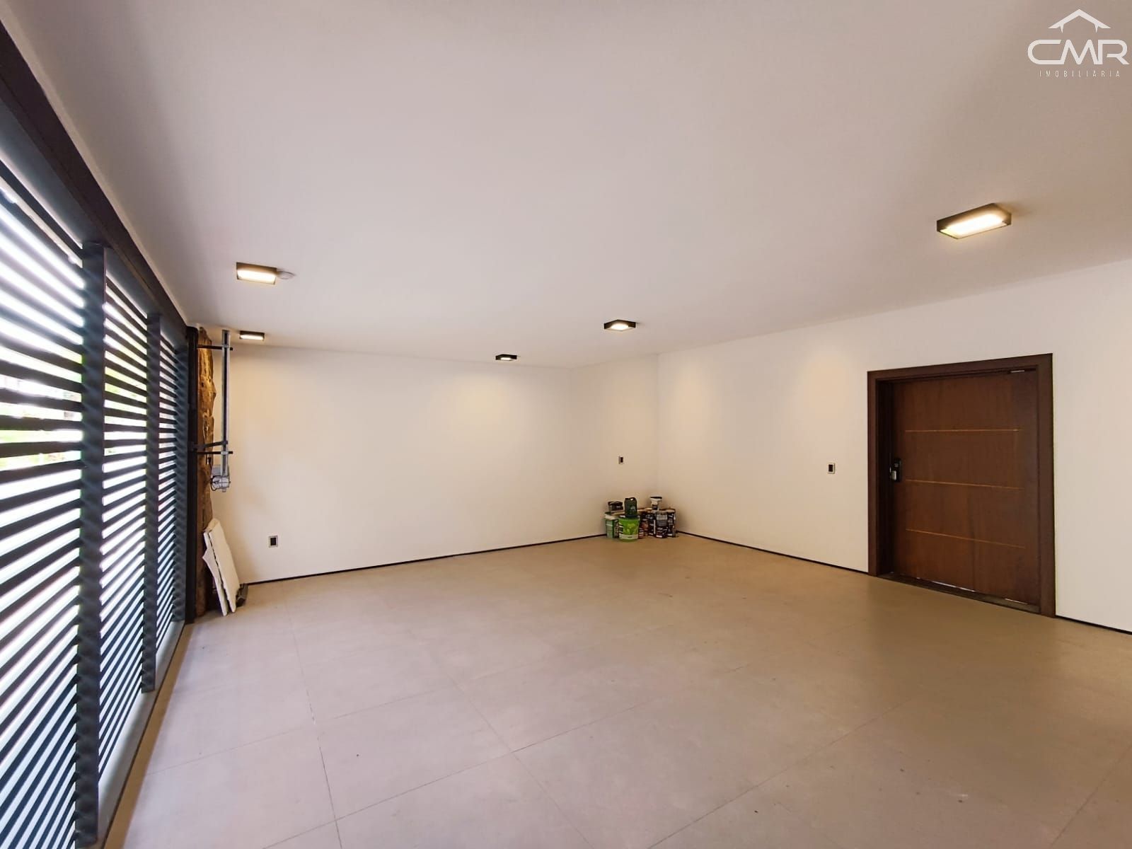 Casa à venda com 2 quartos, 255m² - Foto 4