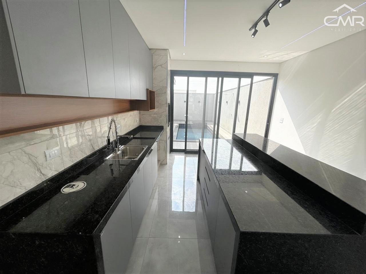Casa de Condomínio à venda com 3 quartos, 151m² - Foto 10