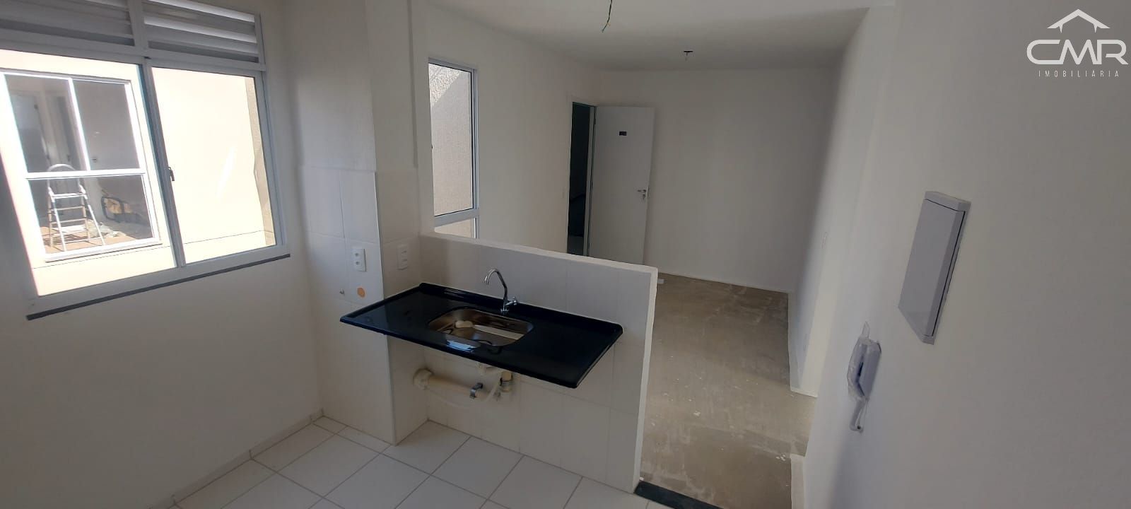 Apartamento à venda com 2 quartos, 39m² - Foto 3