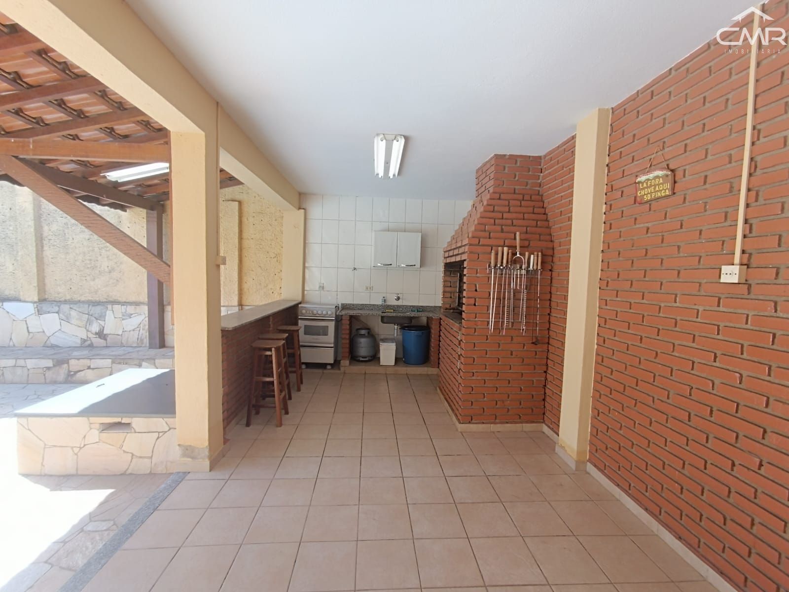 Casa à venda com 3 quartos, 280m² - Foto 46