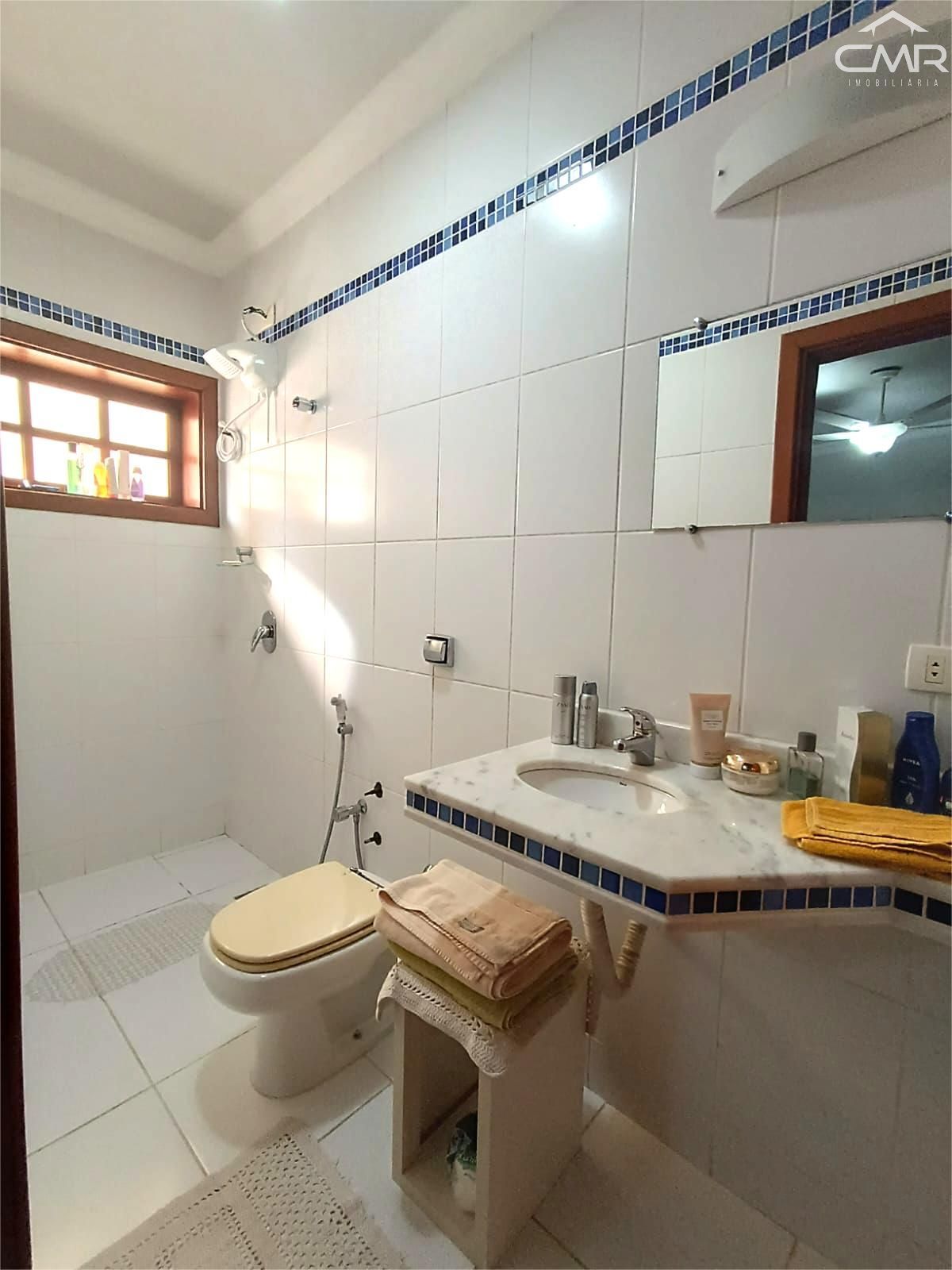 Casa de Condomínio à venda com 3 quartos, 321m² - Foto 24