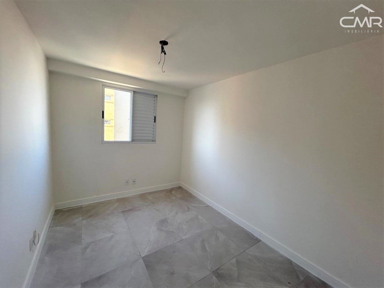 Apartamento à venda com 2 quartos, 67m² - Foto 11