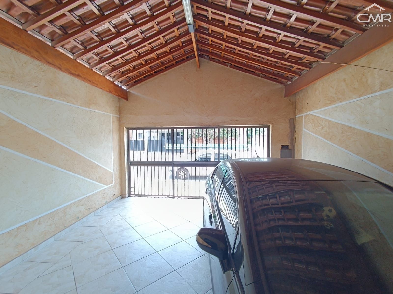 Casa à venda com 2 quartos, 120m² - Foto 4