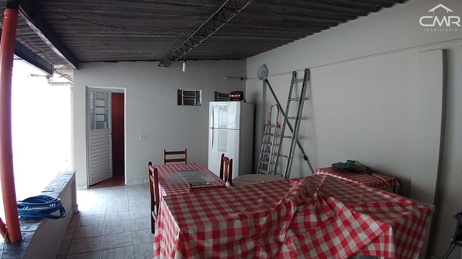 Casa à venda com 3 quartos, 194m² - Foto 32