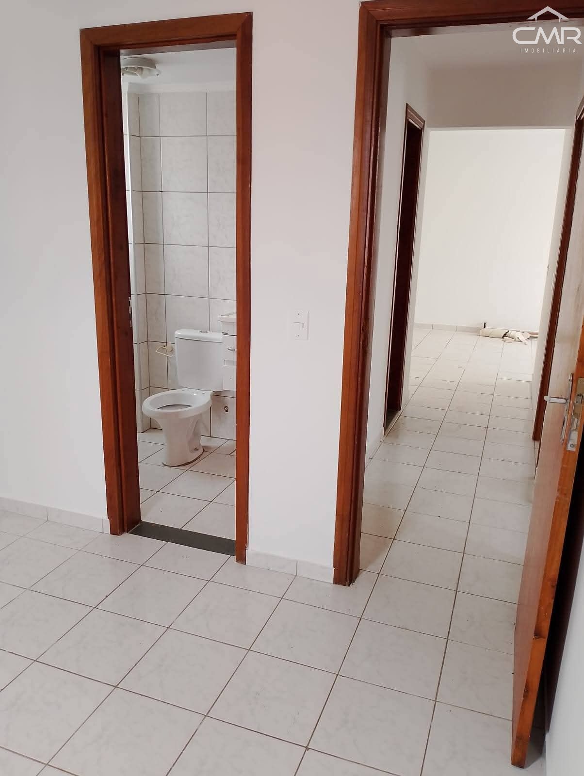 Apartamento com 3 Dormitórios à venda, 75 m² por R$ 230.000,00 Apartamento com 3 Dormitórios à venda, 75 m² por R$ 230.000,00