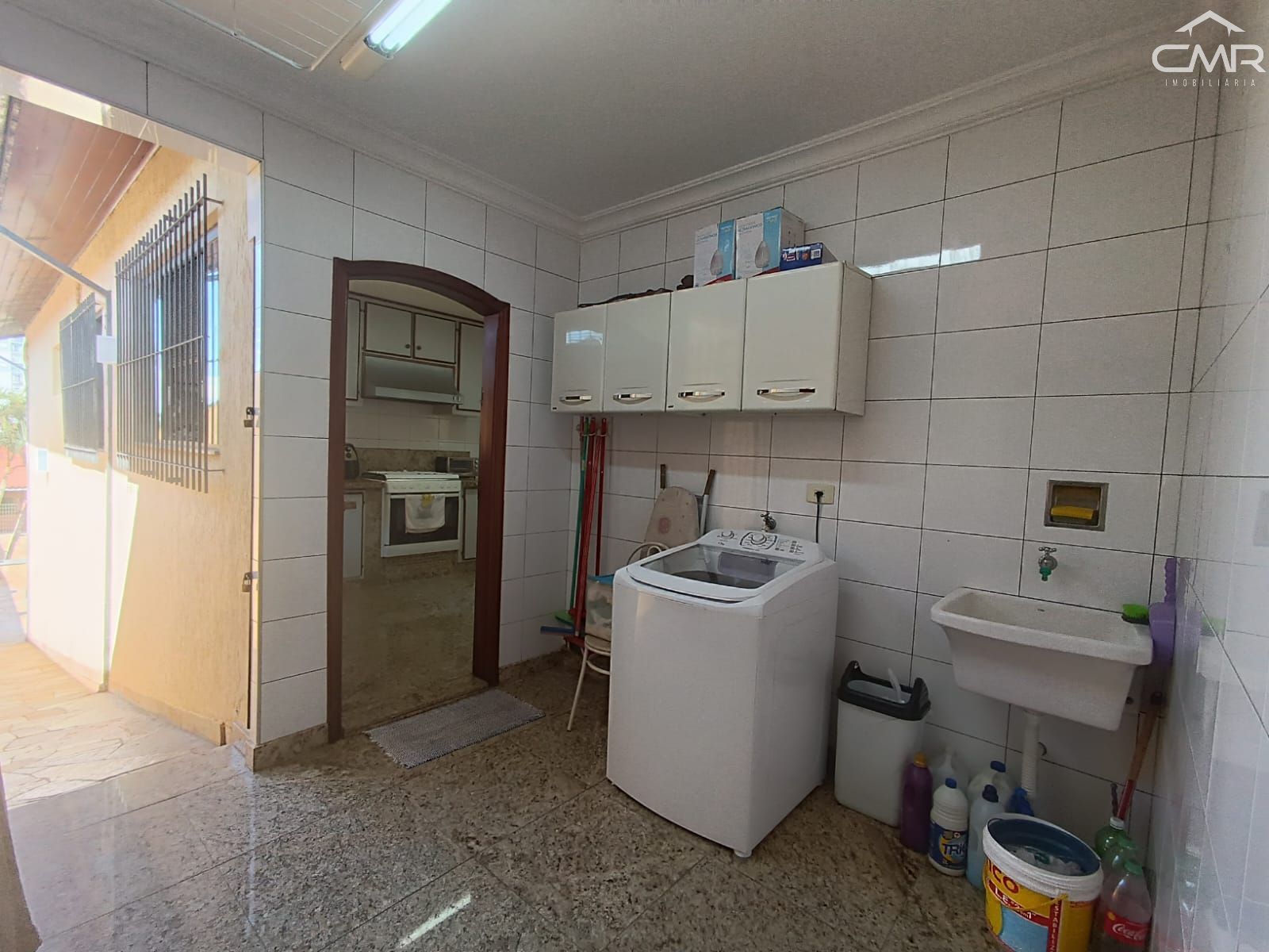 Casa à venda com 3 quartos, 280m² - Foto 17