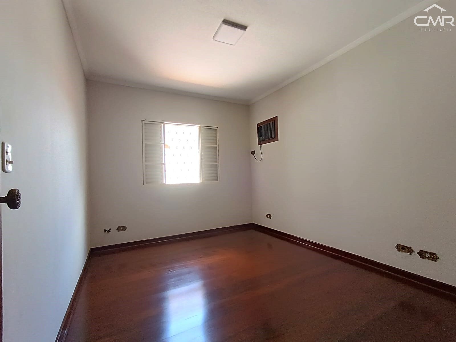 Casa à venda com 3 quartos, 128m² - Foto 12