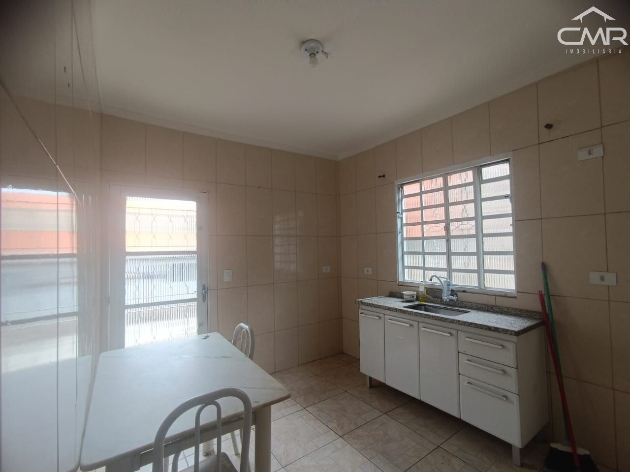 Casa com 3 Dormitórios à venda, 95 m² por R$ 280.000,00 Casa com 3 Dormitórios à venda, 95 m² por R$ 280.000,00