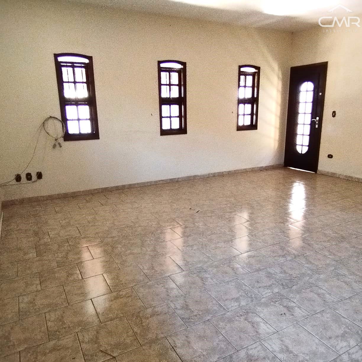 Casa à venda com 2 quartos, 180m² - Foto 7