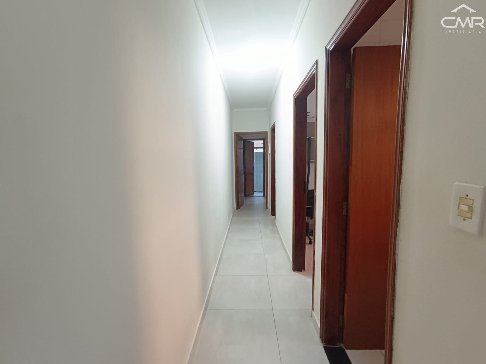 Casa à venda com 3 quartos, 120m² - Foto 11