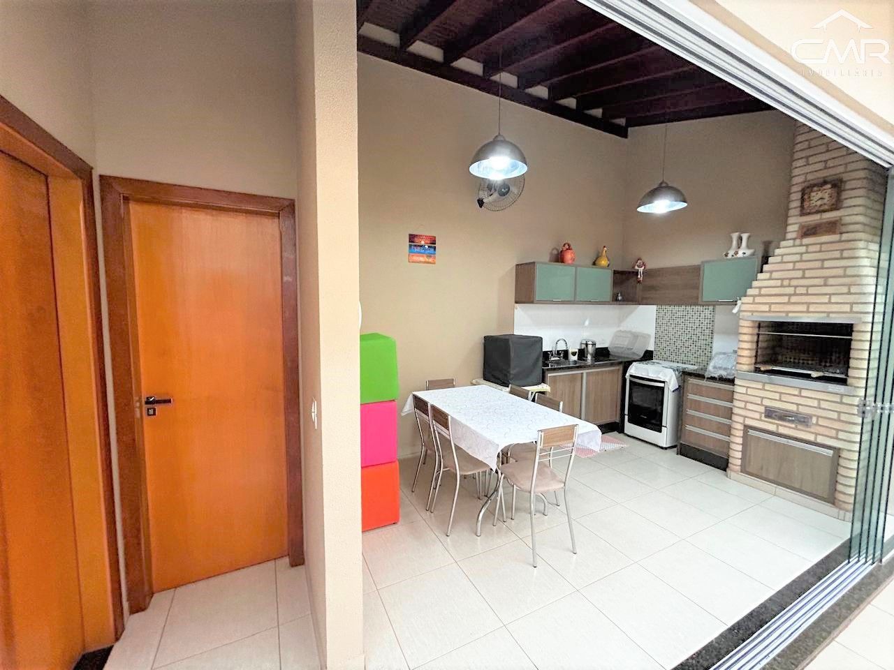 Casa à venda com 3 quartos, 130m² - Foto 32