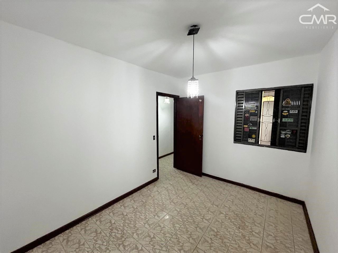 Casa à venda com 2 quartos, 86m² - Foto 11