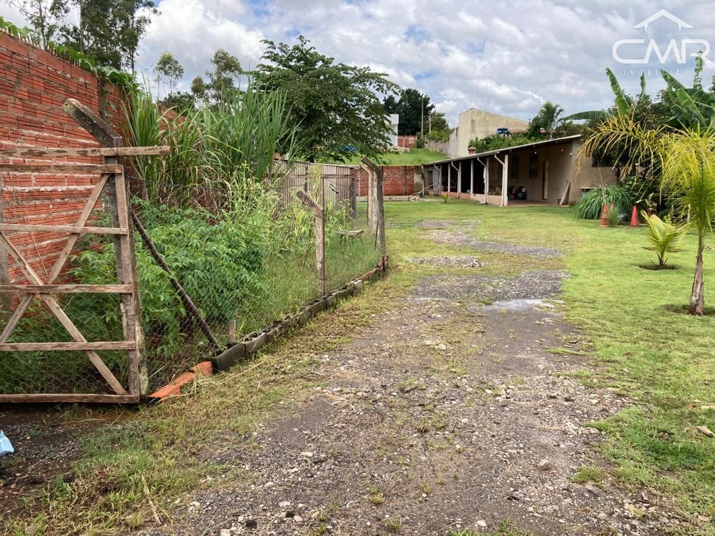 Chácara à venda com 2 quartos, 208m² - Foto 3