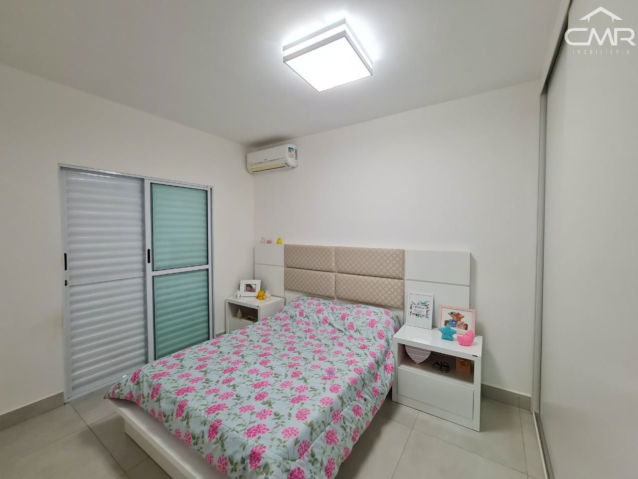 Casa à venda com 3 quartos, 150m² - Foto 10