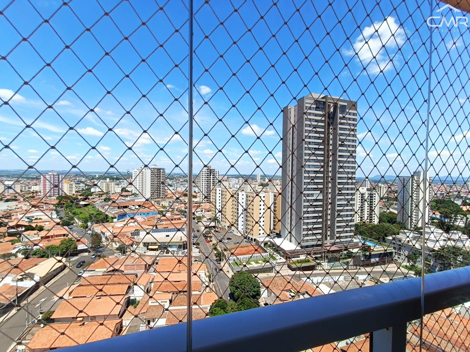 Apartamento à venda com 3 quartos, 97m² - Foto 18