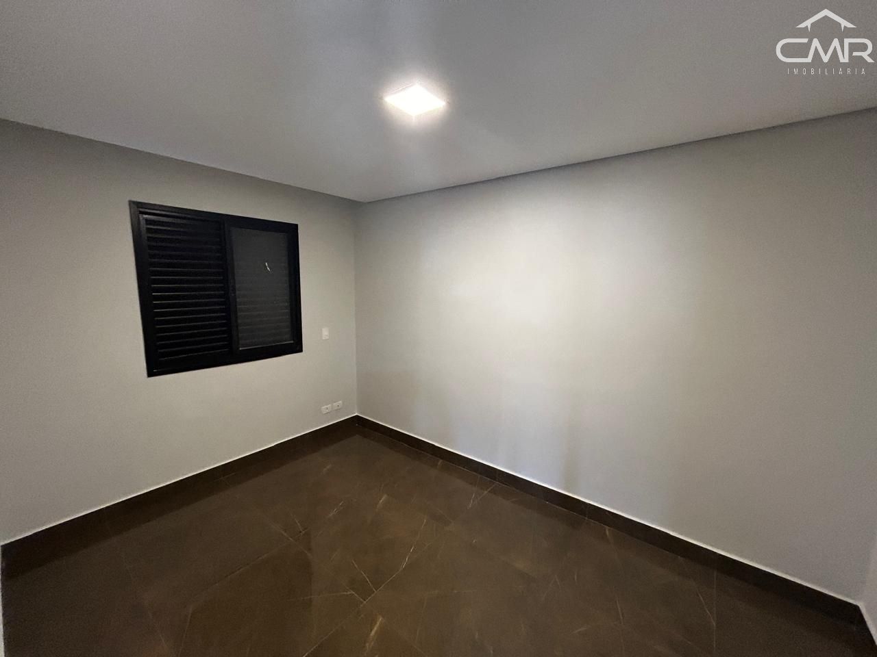Apartamento à venda com 2 quartos, 65m² - Foto 8