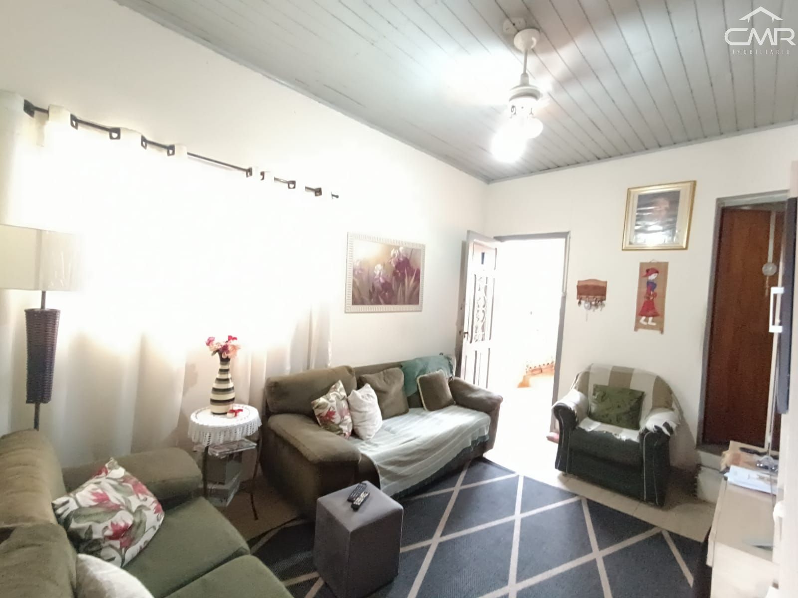 Casa à venda com 3 quartos, 108m² - Foto 3