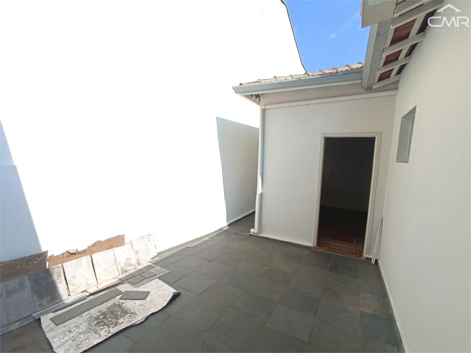 Casa à venda com 3 quartos, 120m² - Foto 25