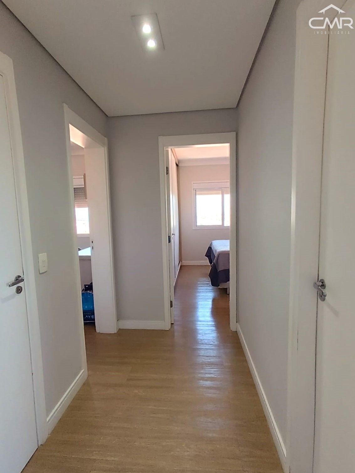 Apartamento à venda com 3 quartos, 97m² - Foto 25