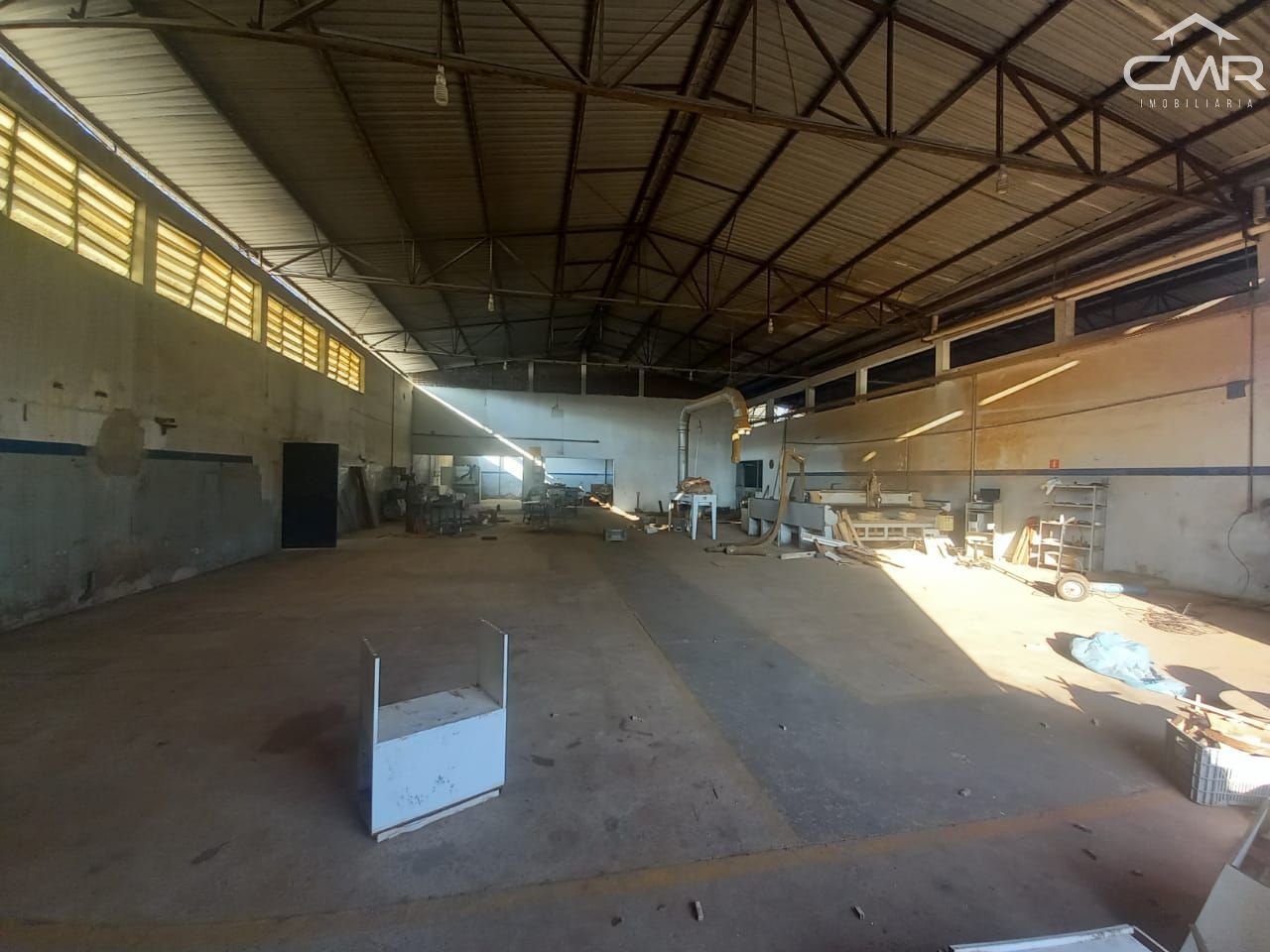 Depósito-Galpão-Armazém à venda com 5 quartos, 1447m² - Foto 2