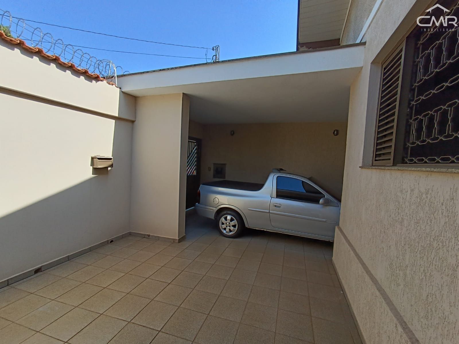 Casa à venda com 3 quartos, 172m² - Foto 3