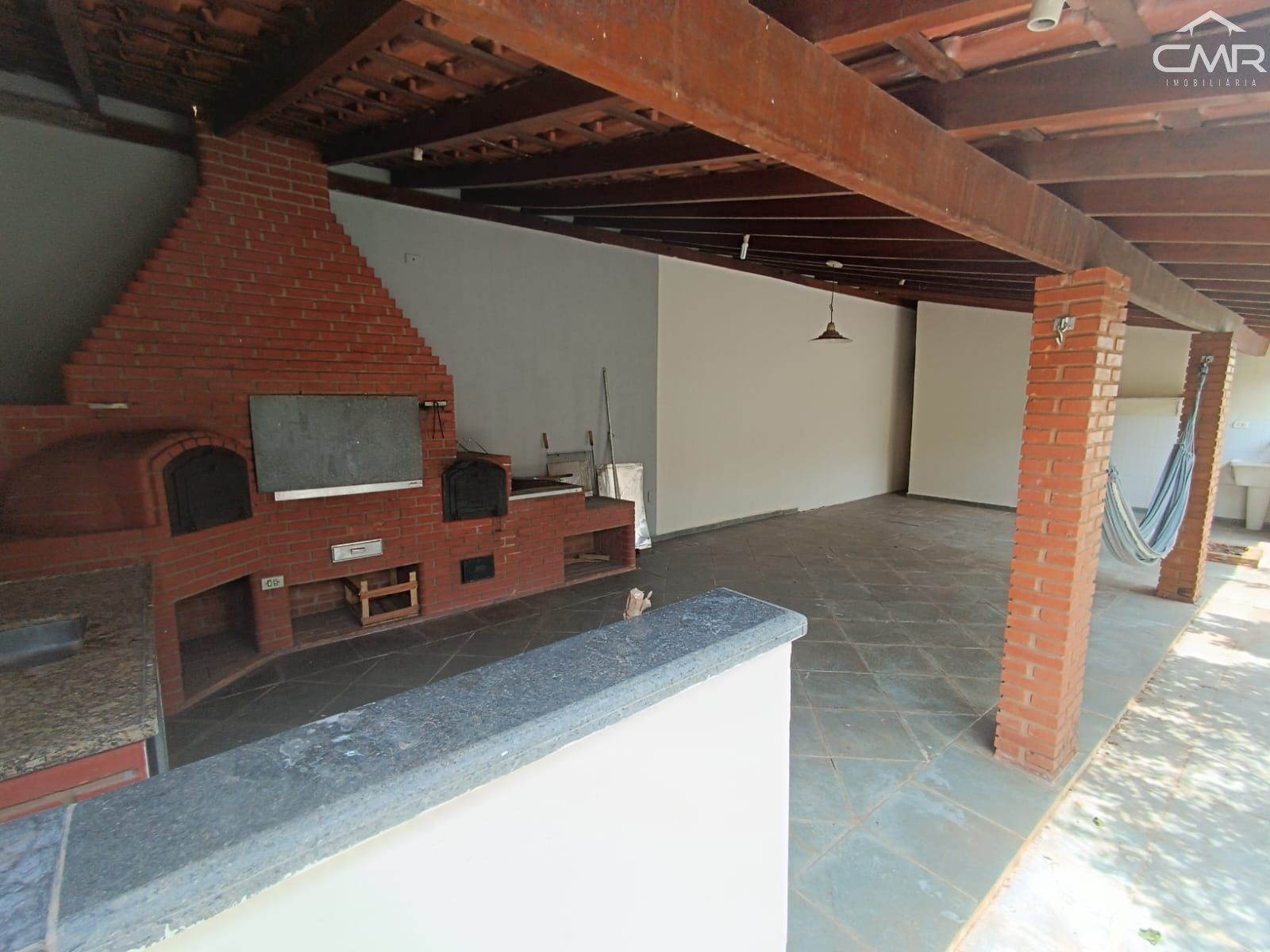 Casa à venda com 5 quartos, 190m² - Foto 35