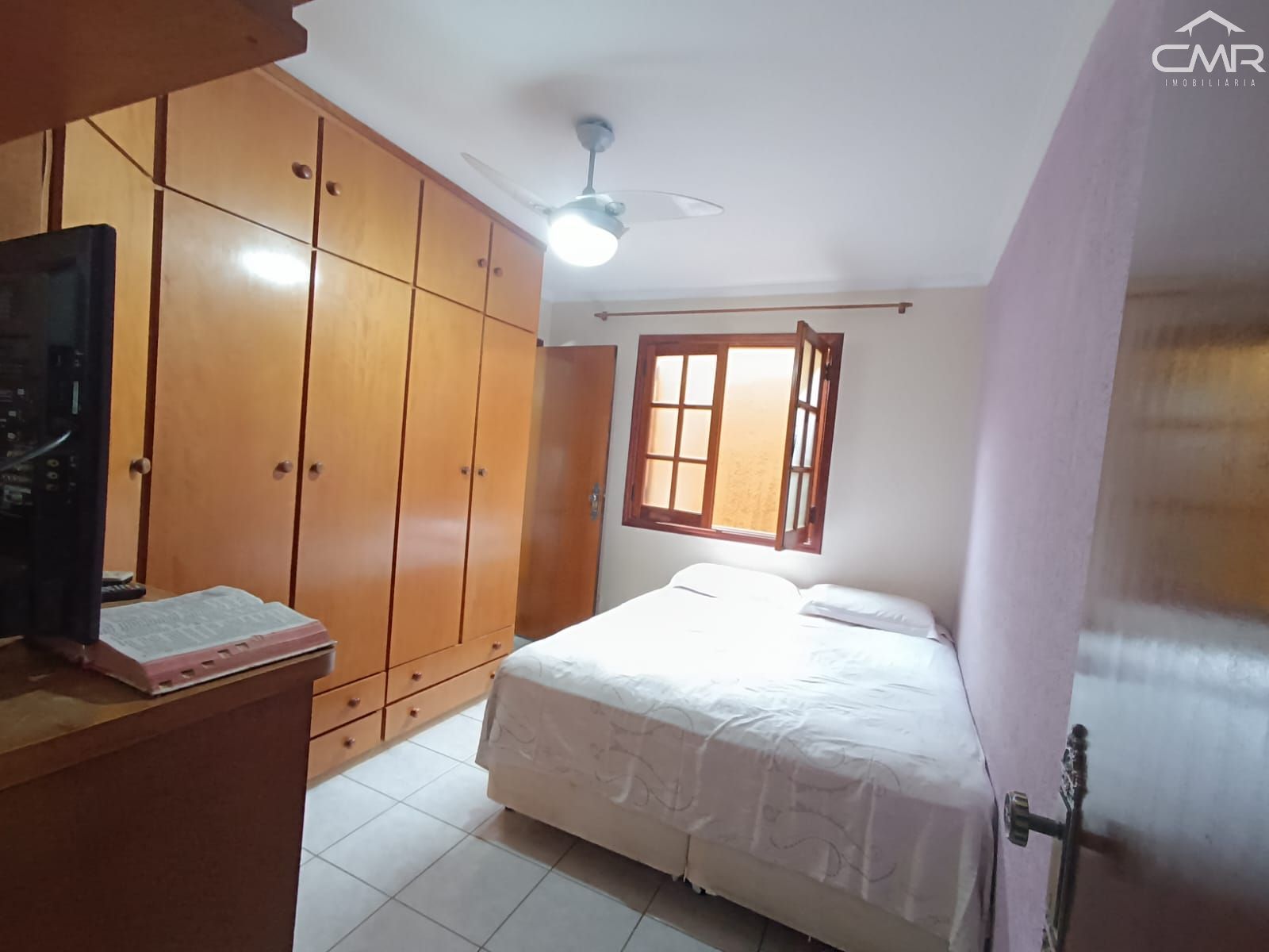 Casa à venda com 4 quartos, 180m² - Foto 28