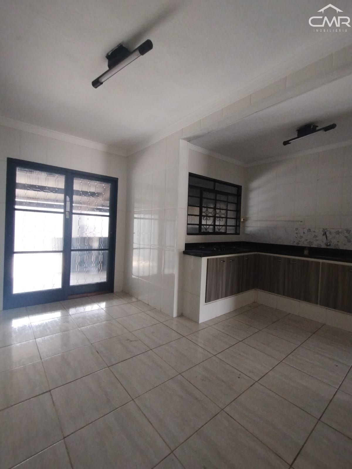 Casa à venda com 2 quartos, 119m² - Foto 8