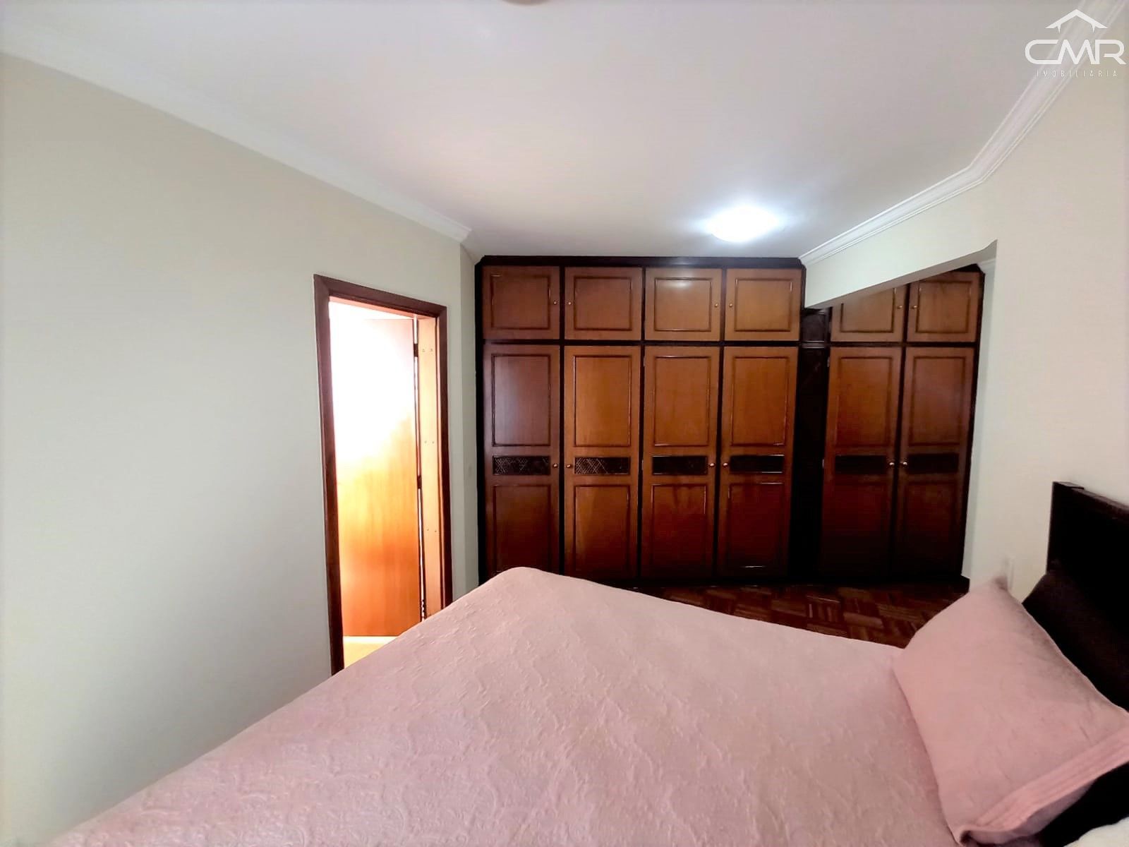 Apartamento à venda com 3 quartos, 124m² - Foto 18