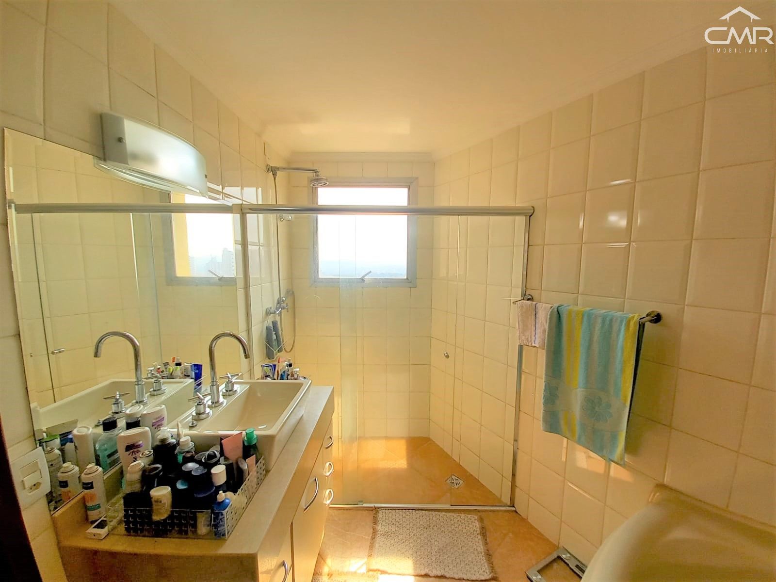 Apartamento à venda com 3 quartos, 124m² - Foto 19