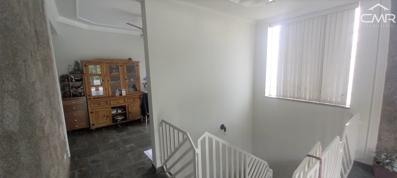 Casa à venda com 4 quartos, 340m² - Foto 9