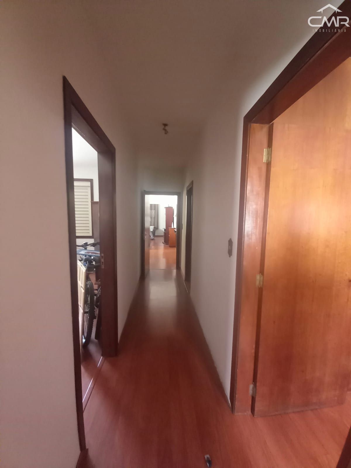 Casa à venda com 3 quartos, 183m² - Foto 14