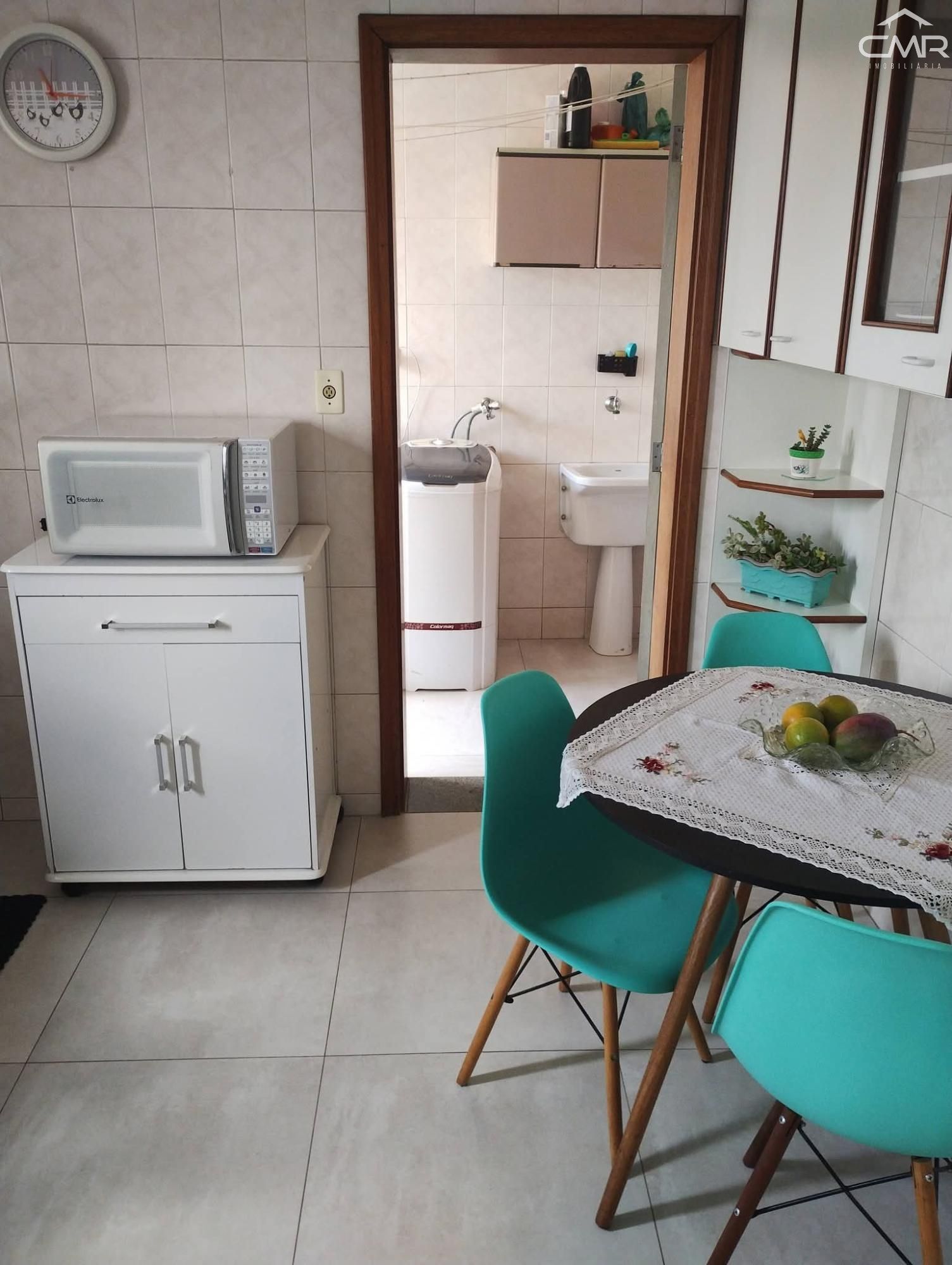 Apartamento com 3 Dormitórios à venda, 98 m² por R$ 268.000,00 Apartamento com 3 Dormitórios à venda, 98 m² por R$ 268.000,00