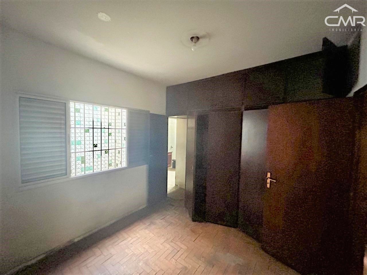 Casa à venda com 3 quartos, 239m² - Foto 18