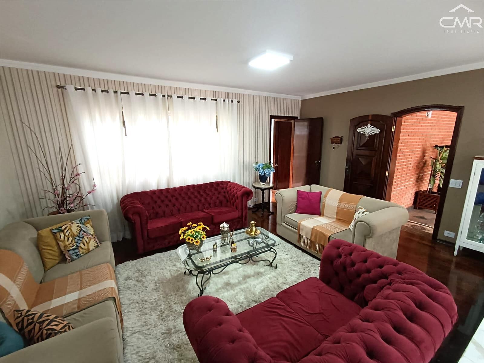 Casa, 3 quartos, 233 m² - Foto 4