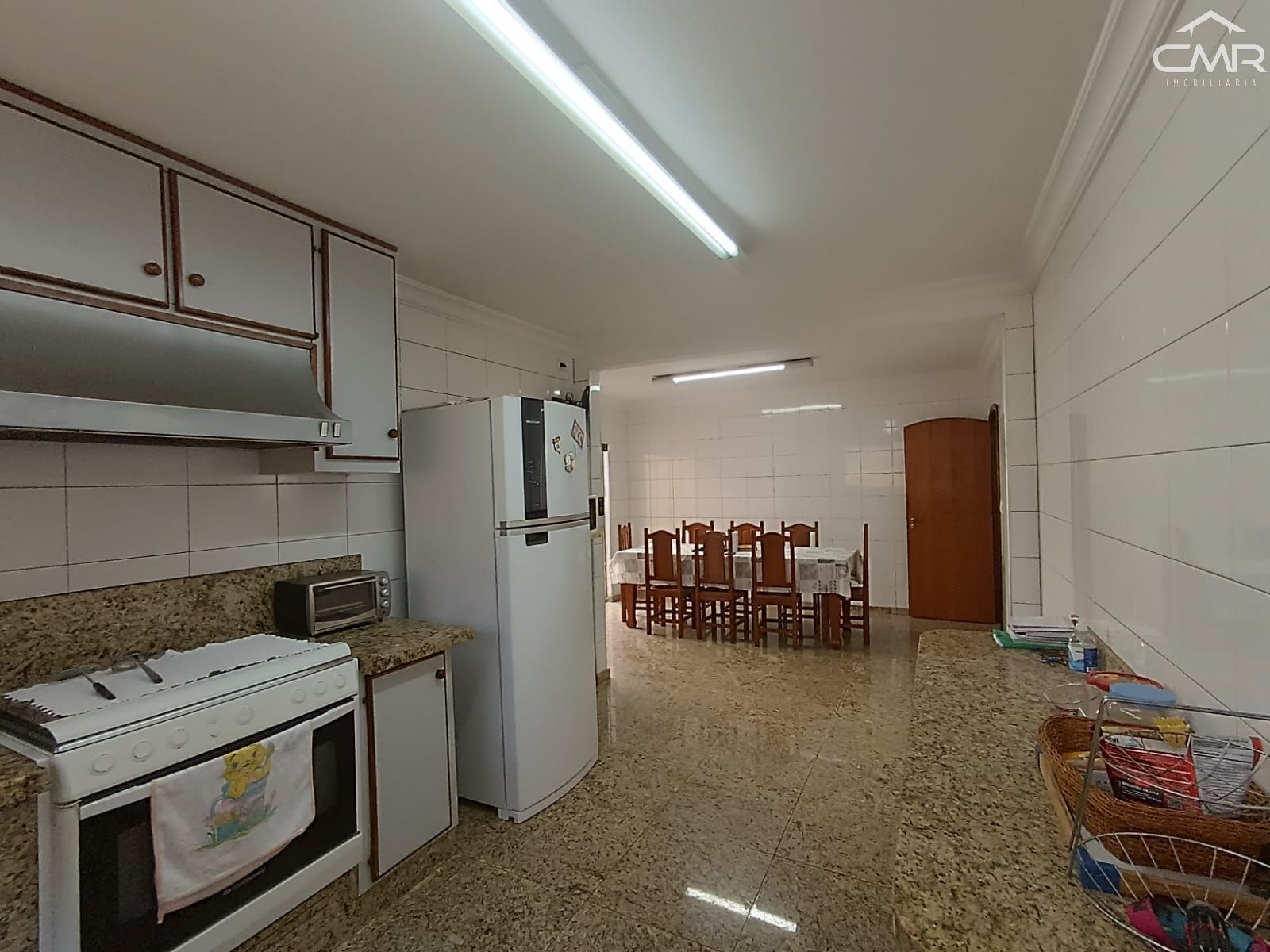 Casa à venda com 3 quartos, 280m² - Foto 13