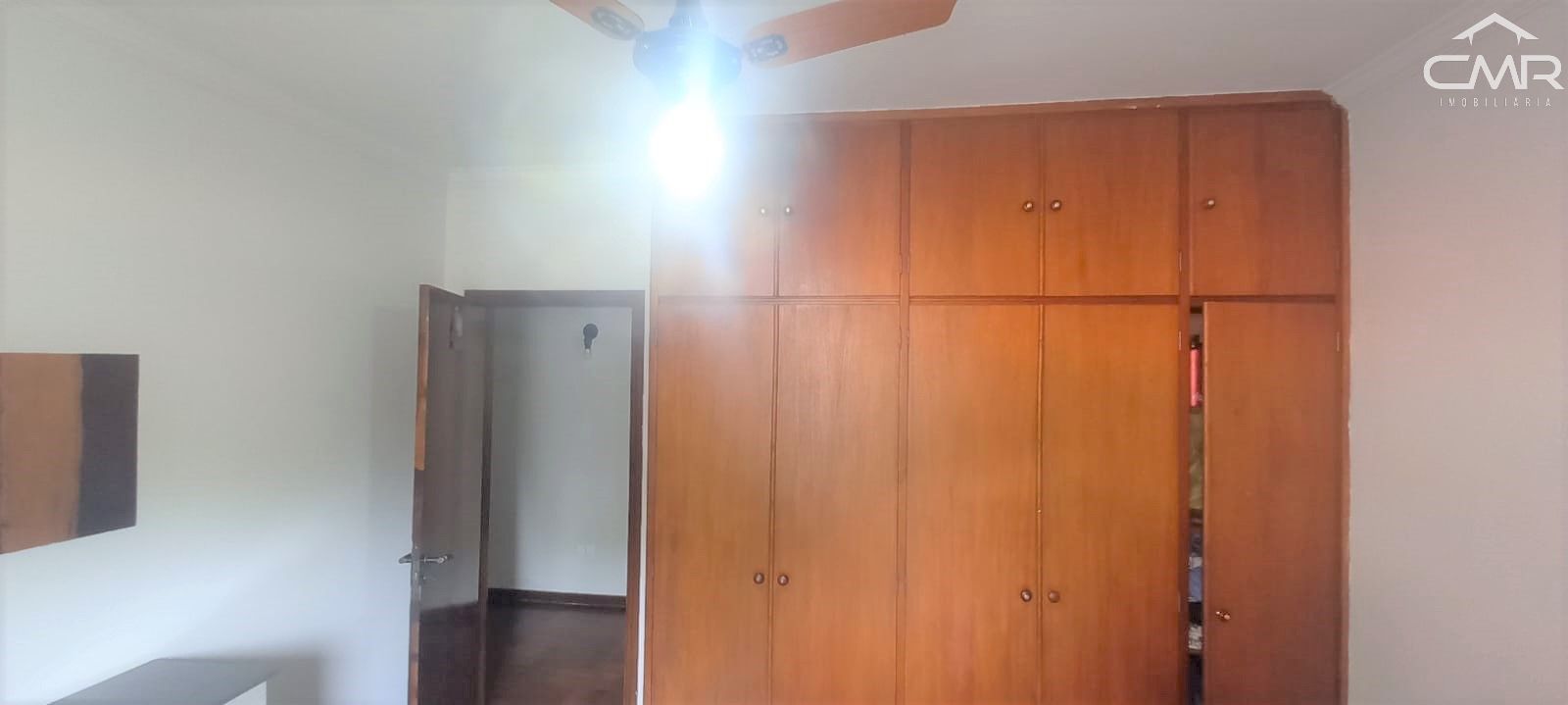 Casa à venda com 4 quartos, 340m² - Foto 19